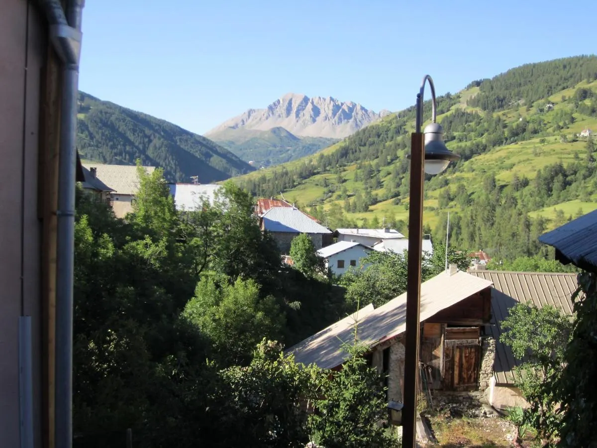Le Clavette Apartment Vars